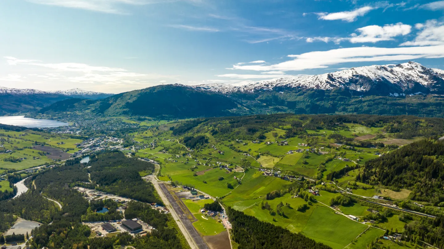 Utsikt over Bømoen, Voss og Lønahorgi